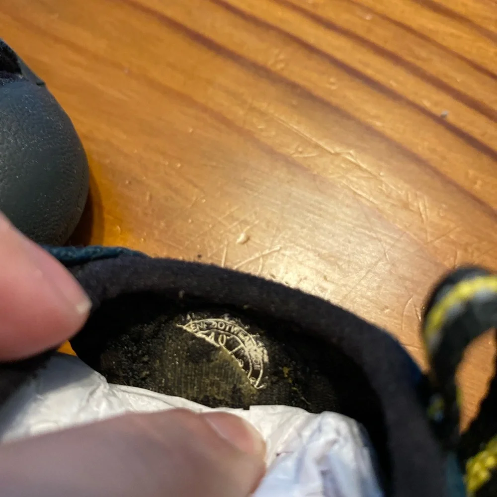 Keen Toddler Sandals (size 4) - Picture 7 of 7
